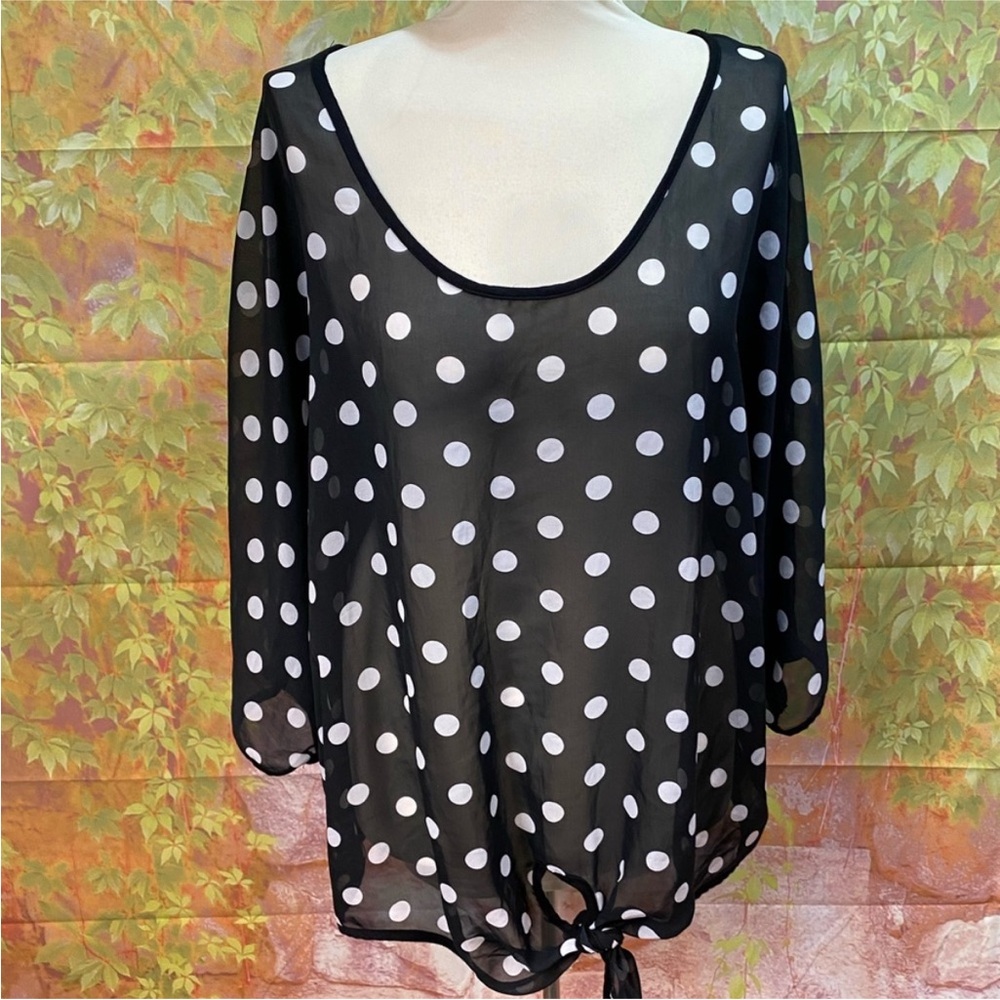 Bongo Polka Dot Tie‎ Front Top
